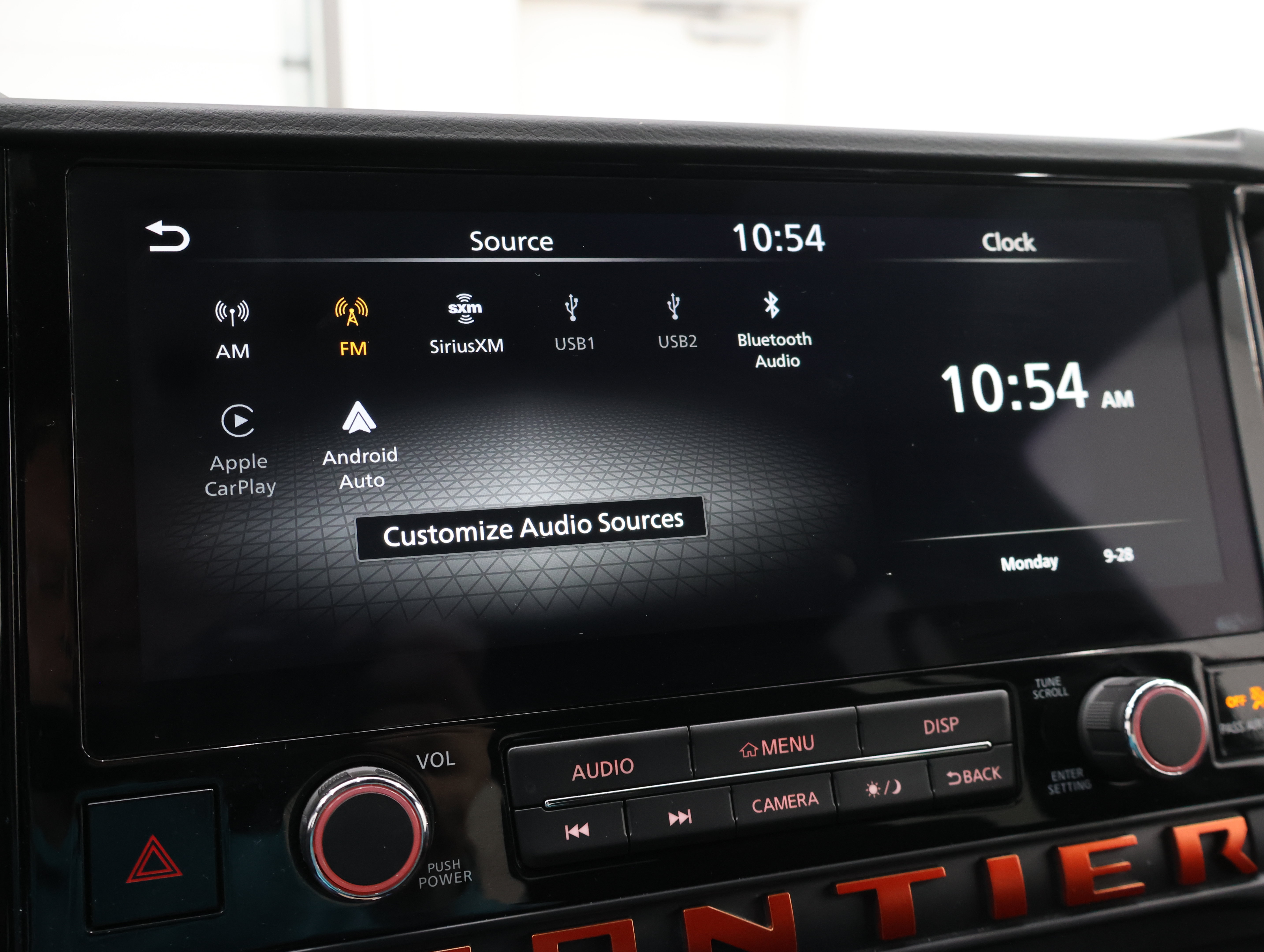 Used 2025 Nissan Frontier PRO-4X AWD/4WD image 50