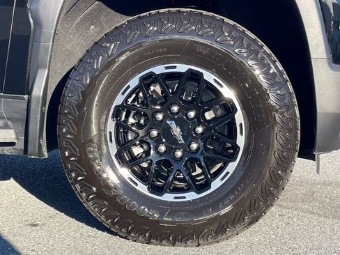 New 2026 Chevrolet Silverado EV Trail Boss image 10