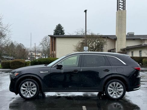 Used 2025 MAZDA CX-90 3.3 Turbo w/ Premium Plus Pkg image 2