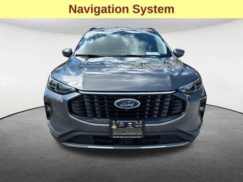 Used 2024 Ford Escape Platinum image 4