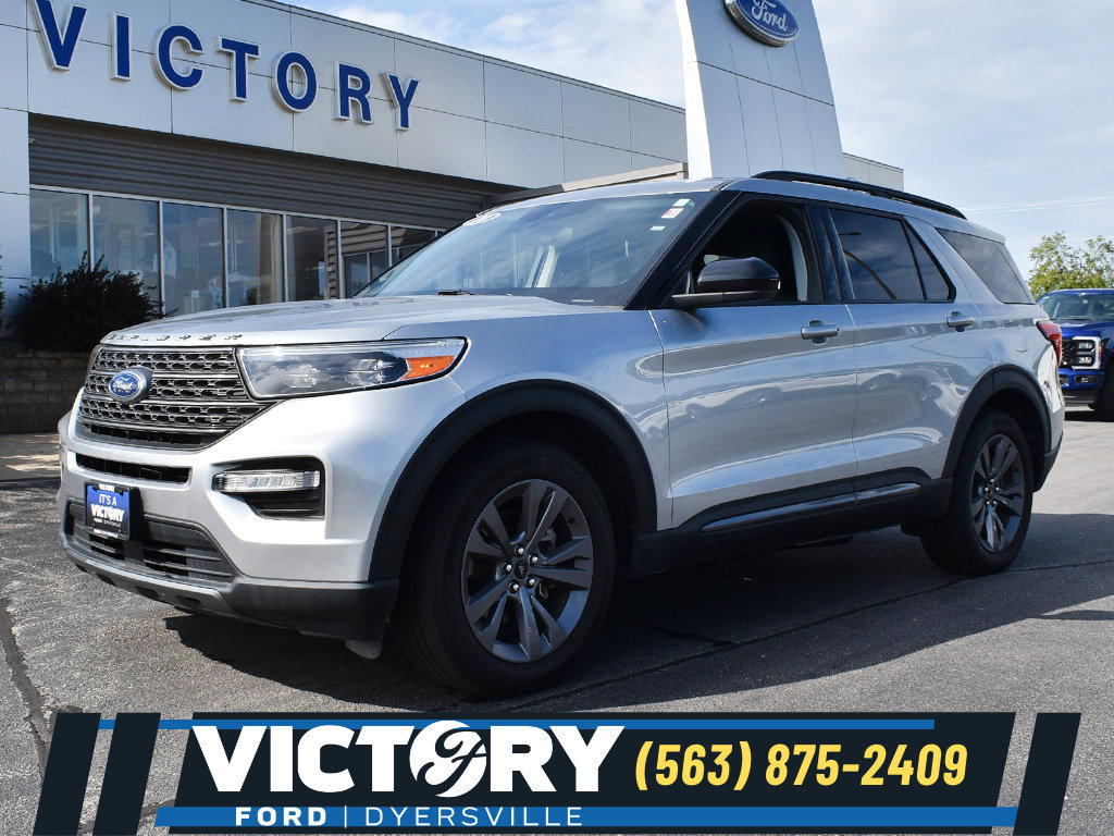 Used 2024 Ford Explorer XLT w/ Equipment Group 202A AWD/4WD image 1