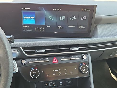 Used 2025 Hyundai Sonata SEL FWD image 19