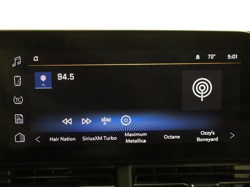 Used 2025 Chevrolet Trax ACTIV w/ Driver Confidence Package FWD image 32