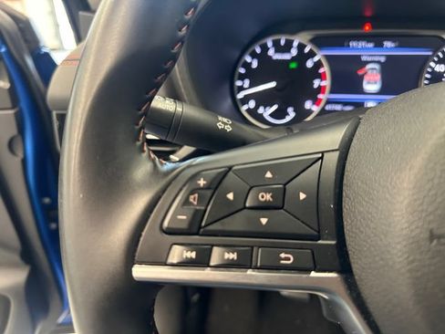 Used 2025 Nissan Sentra SR FWD image 25