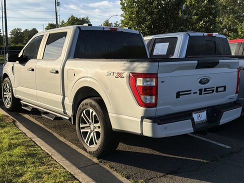 Used 2022 Ford F150 XL w/ STX Appearance Package RWD image 5