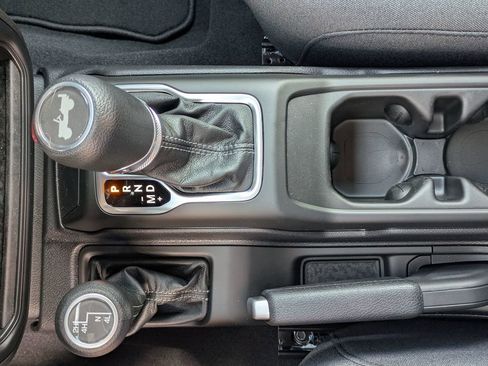 New 2026 Jeep Wrangler Sport AWD/4WD image 22