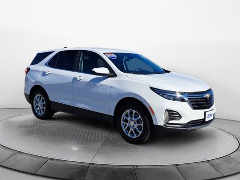 Certified 2023 Chevrolet Equinox LT image 1