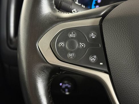 Used 2022 Chevrolet Colorado Z71 w/ Safety Package AWD/4WD image 33