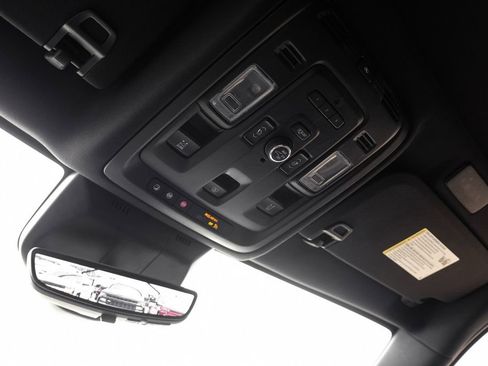 Used 2021 Cadillac Escalade Premium Luxury w/ Driver Assist Tech Package image 29