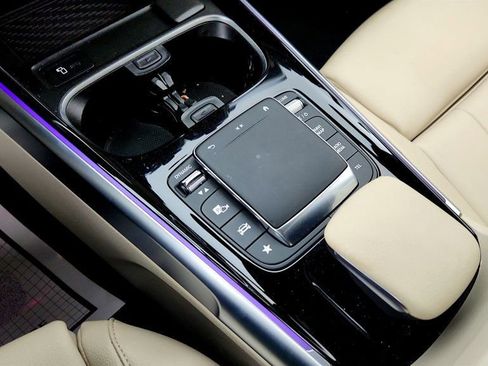 Used 2023 Mercedes-Benz EQB 250+ w/ Exclusive Package image 15