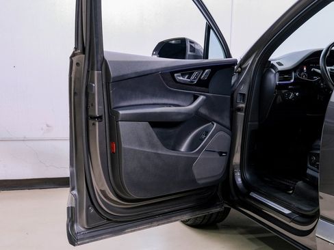 Used 2018 Audi Q7 3.0T Prestige w/ Prestige Package image 51