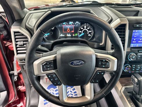 Used 2020 Ford F150 Lariat image 17