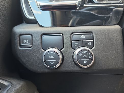 Used 2023 GMC Sierra 1500 Elevation RWD image 20