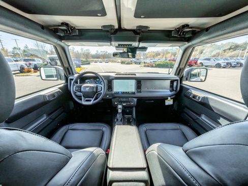 New 2025 Ford Bronco Badlands AWD/4WD image 22