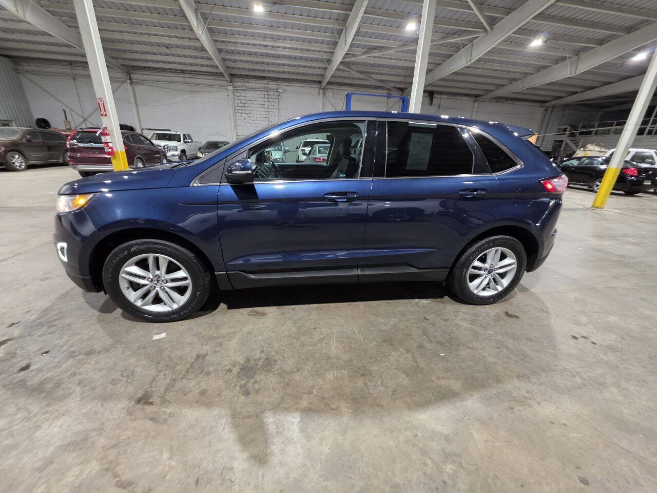 Used 2017 Ford Edge SEL w/ Equipment Group 201A AWD/4WD image 4