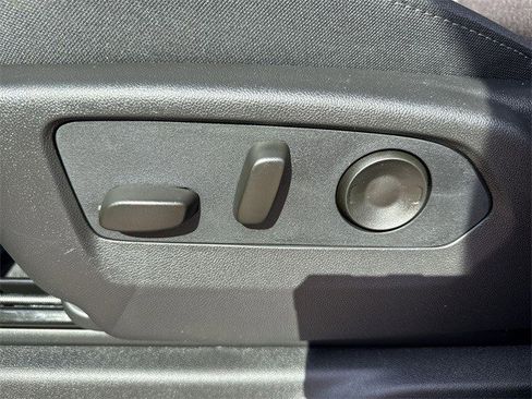 New 2026 GMC Sierra 1500 Elevation image 12