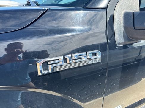 Used 2017 Ford F150 XLT w/ Equipment Group 302A Luxury AWD/4WD image 12