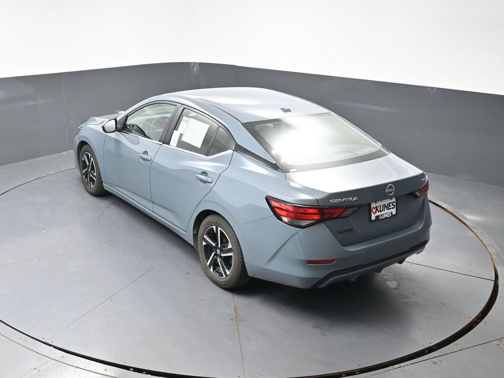 Used 2024 Nissan Sentra SV FWD image 45