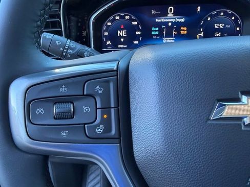 Used 2025 Chevrolet Silverado 1500 LT image 24