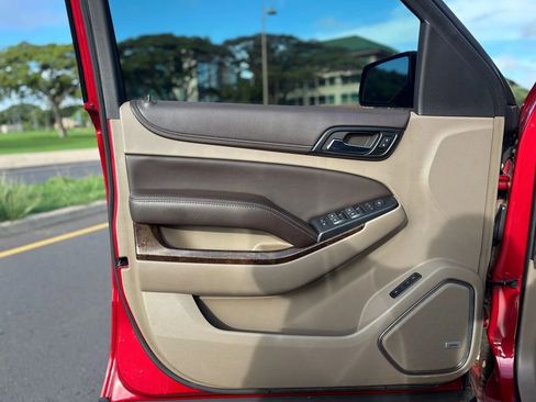 Used 2015 Chevrolet Suburban LT w/ Luxury Package image 16