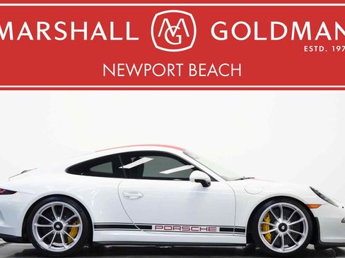 Used 2016 Porsche 911 R RWD image 1