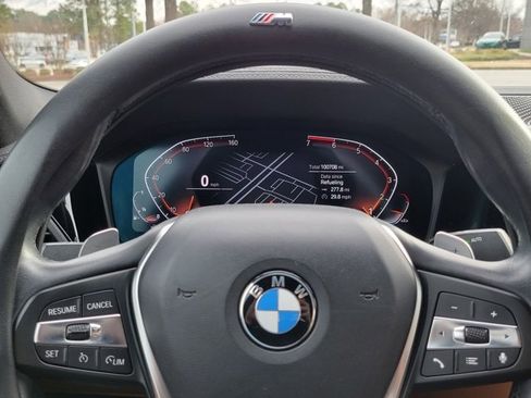 Used 2019 BMW 330i Sedan w/ Premium Package image 13
