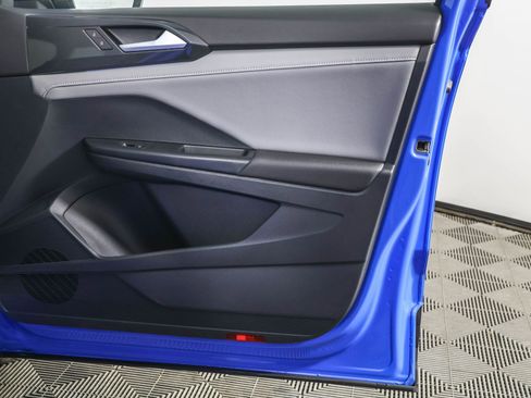 Used 2023 Volkswagen Taos SEL image 50