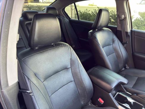 Used 2017 Honda Accord EX-L image 44