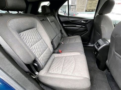 Used 2021 Chevrolet Equinox LT image 21