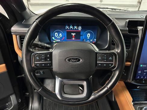 Used 2024 Ford Expedition Max Platinum AWD/4WD image 13