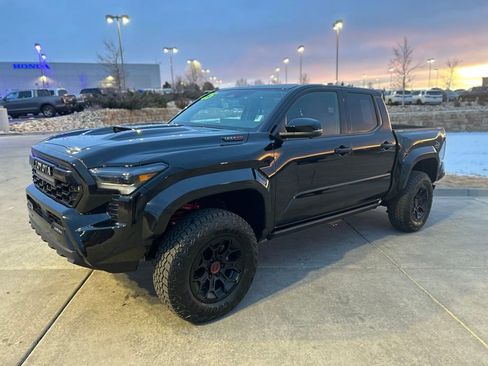 Used 2025 Toyota Tacoma TRD Pro image 3