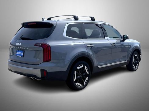 Used 2025 Kia Telluride S AWD/4WD image 5