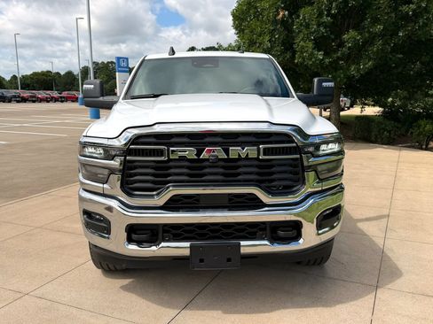 Used 2025 RAM 2500 Big Horn AWD/4WD image 2