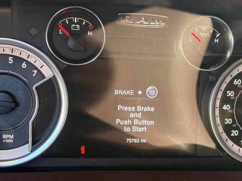 Used 2013 RAM 1500 Laramie w/ Convenience Group RWD image 9