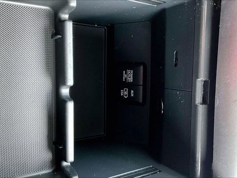 Used 2019 Honda Pilot EX image 33