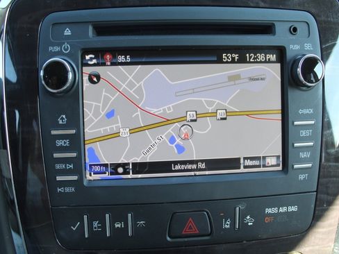 Used 2017 Buick Enclave Premium image 6