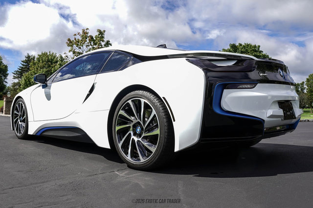 Used 2015 BMW i8 AWD/4WD image 6