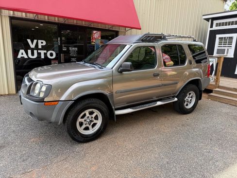 Used 2004 Nissan Xterra XE AWD/4WD image 7