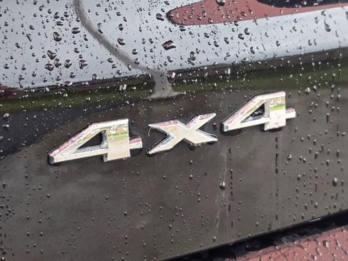 Used 2025 Jeep Compass Limited AWD/4WD image 16