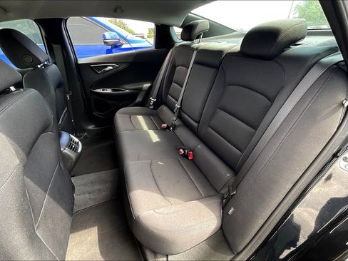 Used 2025 Chevrolet Malibu LT image 36