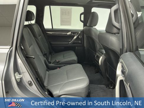 Used 2023 Lexus GX 460 Premium image 23