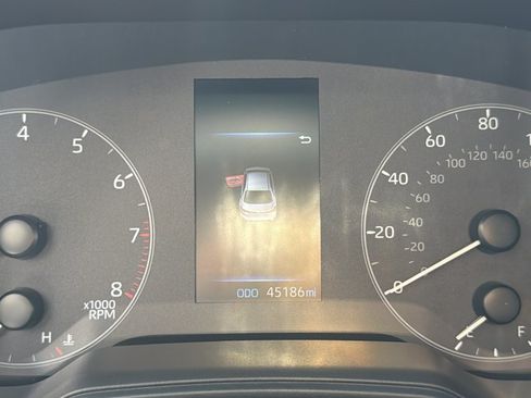 Used 2024 Toyota Corolla LE FWD image 17