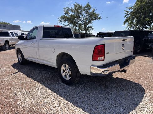 Used 2012 RAM 1500 Classic SLT RWD image 3