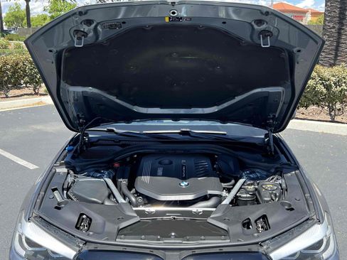 Used 2019 BMW 540i w/ M Sport Package image 85
