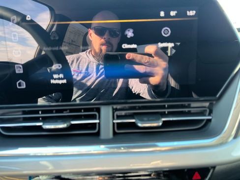 New 2026 Chevrolet Trax LT w/ Driver Confidence Package image 16