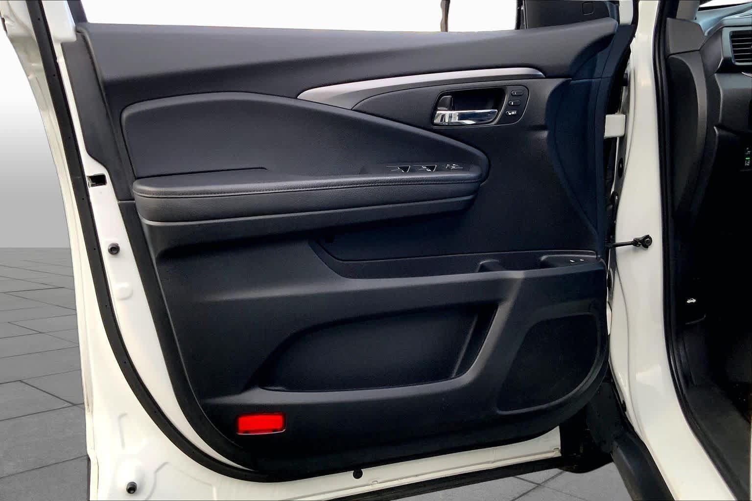 Certified 2021 Honda Pilot Special Edition image 22