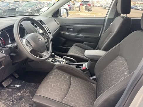 Used 2022 Mitsubishi Outlander Sport ES image 11