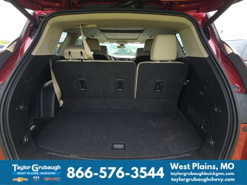 Used 2021 Buick Enclave Premium w/ Sun and Sites Package FWD image 16