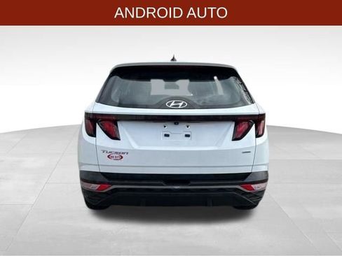 Used 2022 Hyundai Tucson SE image 6