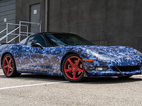 Used 2006 Chevrolet Corvette Coupe w/ Preferred Equipment Group image 51